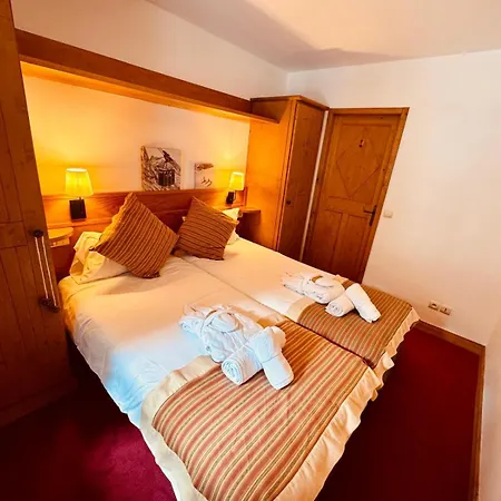 Cosy 2 Bed - Arc 1950 - Jerome Apartamento